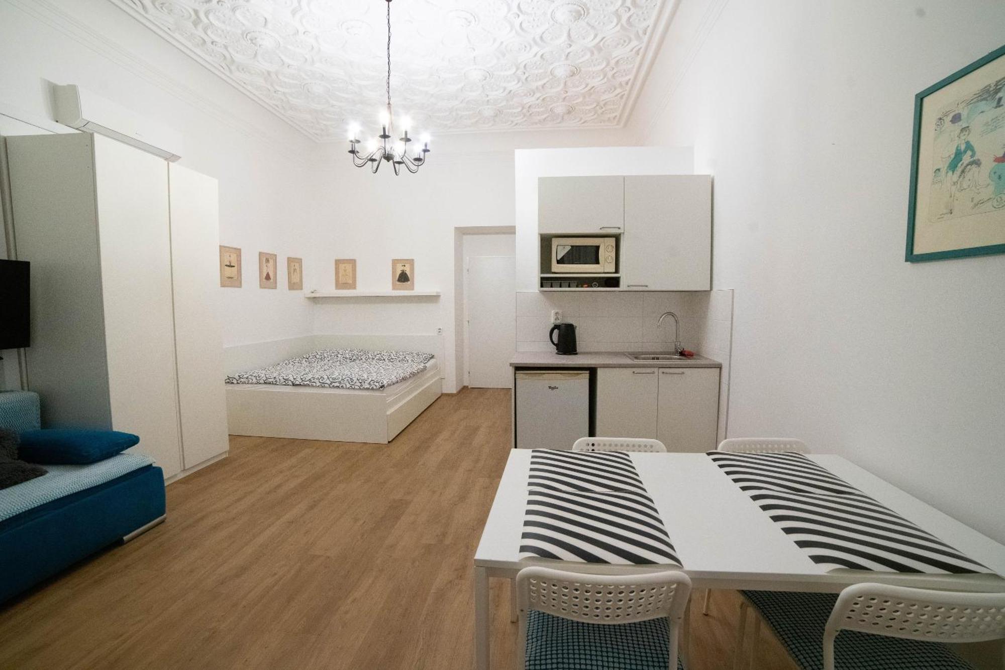 Apartments Katarina براغ المظهر الخارجي الصورة